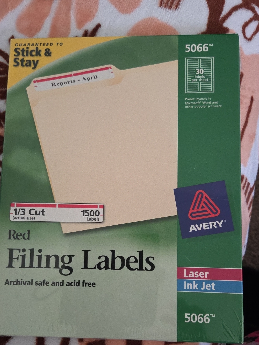 Avery Red Filing Labels 1500 Pack - 1/3 Cut